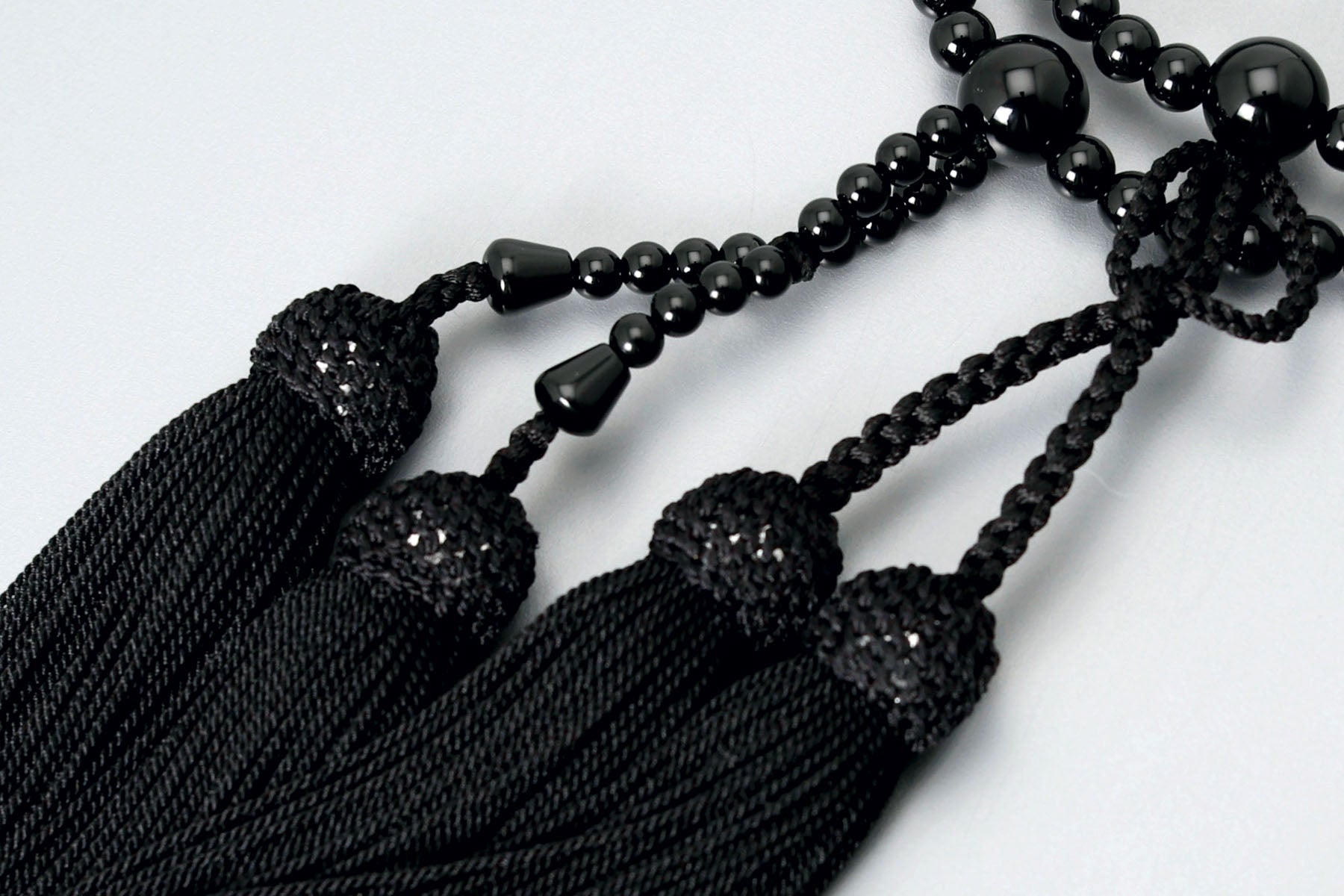 数珠 女性用 二連 京匠の伝統 黒オニキス二輪 正絹頭房 浄土真宗 仏壇 